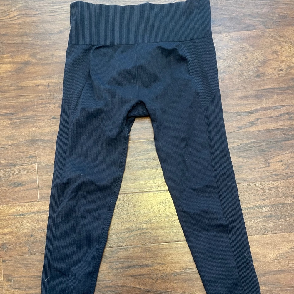 Ribbed Black Leggings